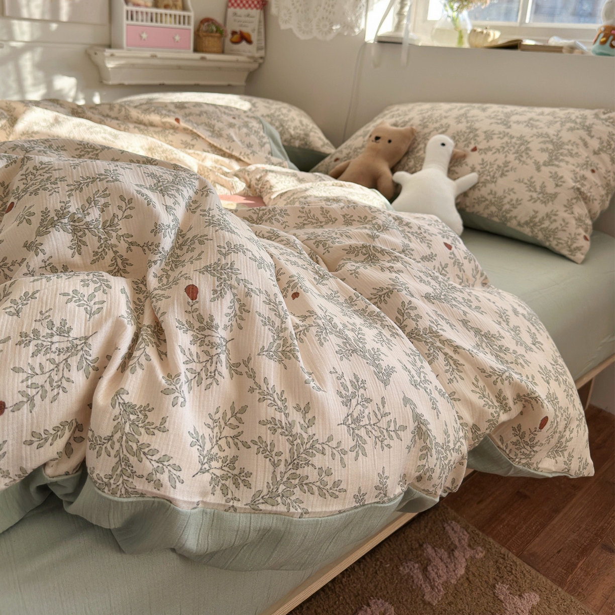 91家纺网 家纺一手货源 找家纺 玉海棠家纺 2025新款甄选三层纱印花四件套 秋月梨