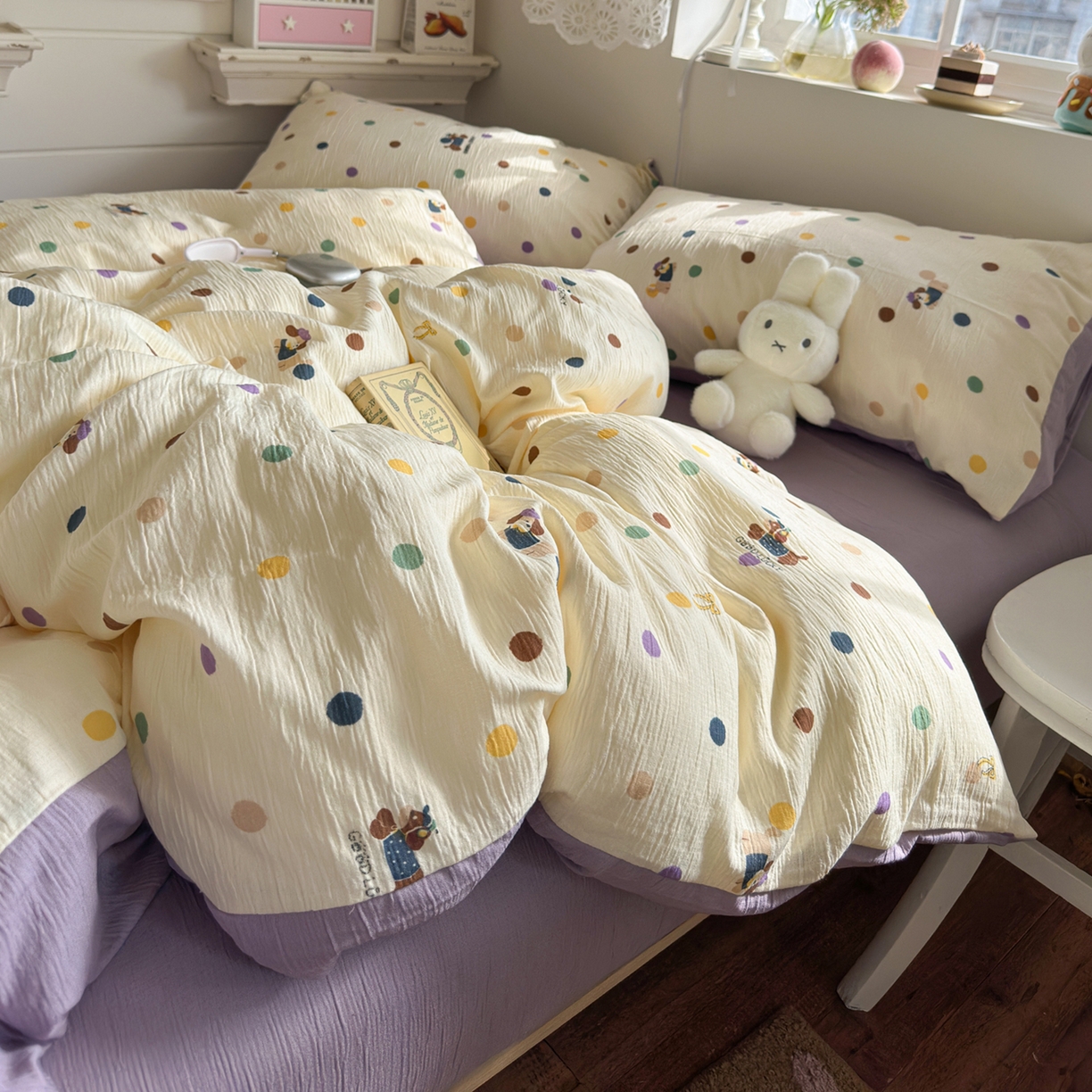 91家纺网 家纺一手货源 找家纺 玉海棠家纺 2025新款甄选三层纱印花四件套 糖豆腊肠狗