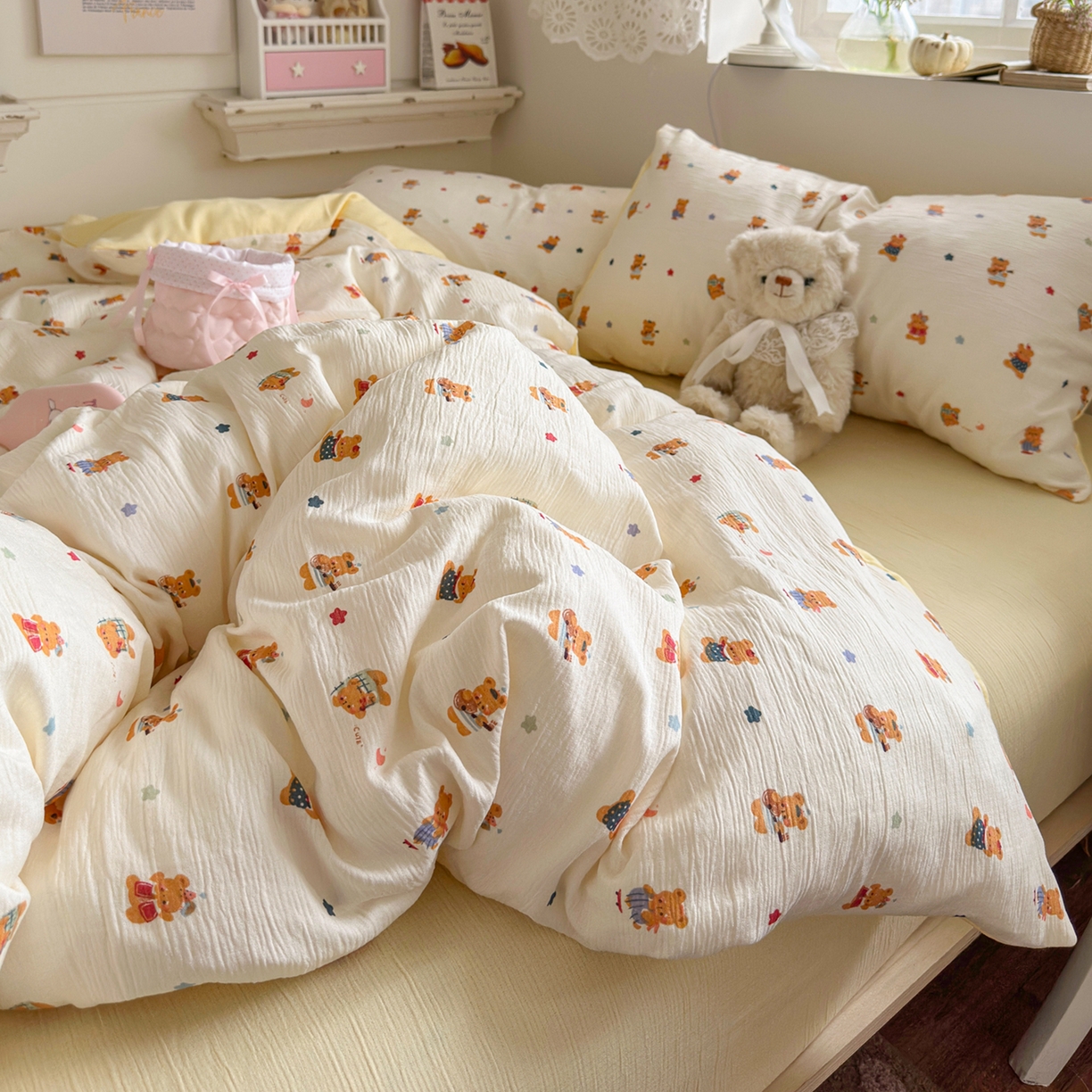 91家纺网 家纺一手货源 找家纺 玉海棠家纺 2025新款甄选三层纱印花四件套 小浣熊