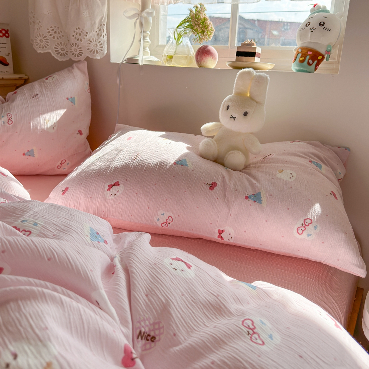 91家纺网 家纺一手货源 找家纺 玉海棠家纺 2025新款甄选三层纱印花四件套 小美