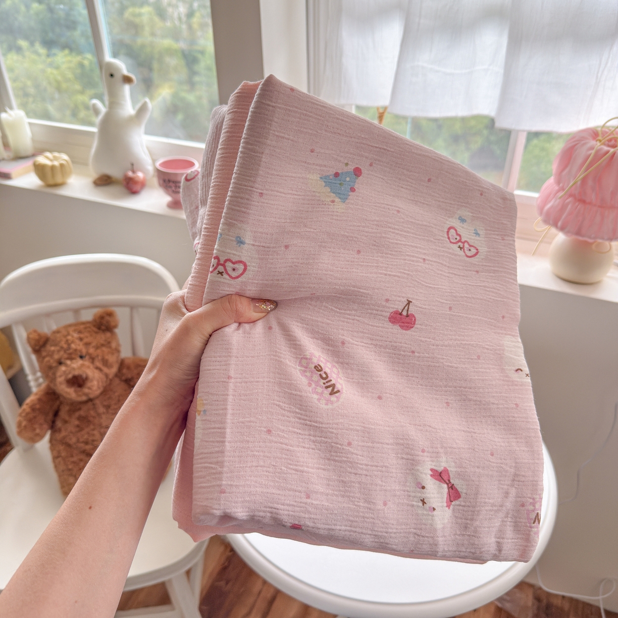 91家纺网 家纺一手货源 找家纺 玉海棠家纺 2025新款甄选三层纱印花四件套 小美