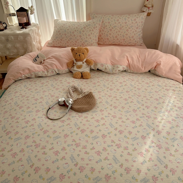 91家纺网 家纺一手货源 找家纺 瑞钰 2025新款甄选三层纱印花四件套 花丛点点猫