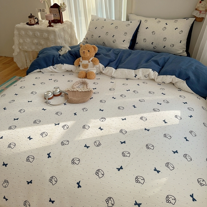 91家纺网 家纺一手货源 找家纺 瑞钰 2025新款甄选三层纱印花四件套 蓝莓小猫