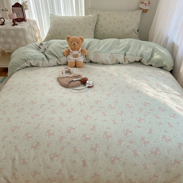 91家纺网 家纺一手货源 找家纺 瑞钰 2025新款甄选三层纱印花四件套 玫瑰夜-绿