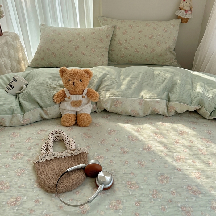 91家纺网 家纺一手货源 找家纺 瑞钰 2025新款甄选三层纱印花四件套 玫瑰夜-绿