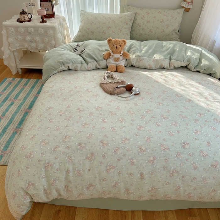 91家纺网 家纺一手货源 找家纺 瑞钰 2025新款甄选三层纱印花四件套 玫瑰夜-绿