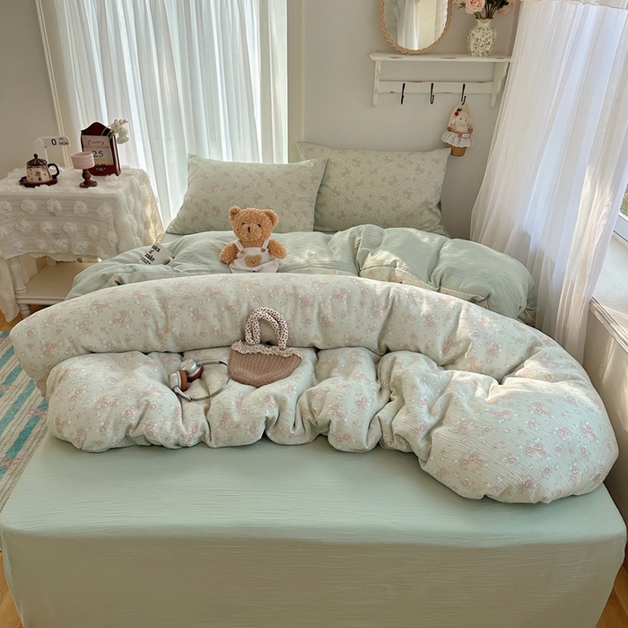 91家纺网 家纺一手货源 找家纺 瑞钰 2025新款甄选三层纱印花四件套 玫瑰夜-绿