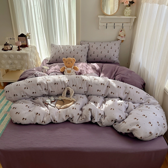 91家纺网 家纺一手货源 找家纺 瑞钰 2025新款甄选三层纱印花四件套 葡萄腊肠狗