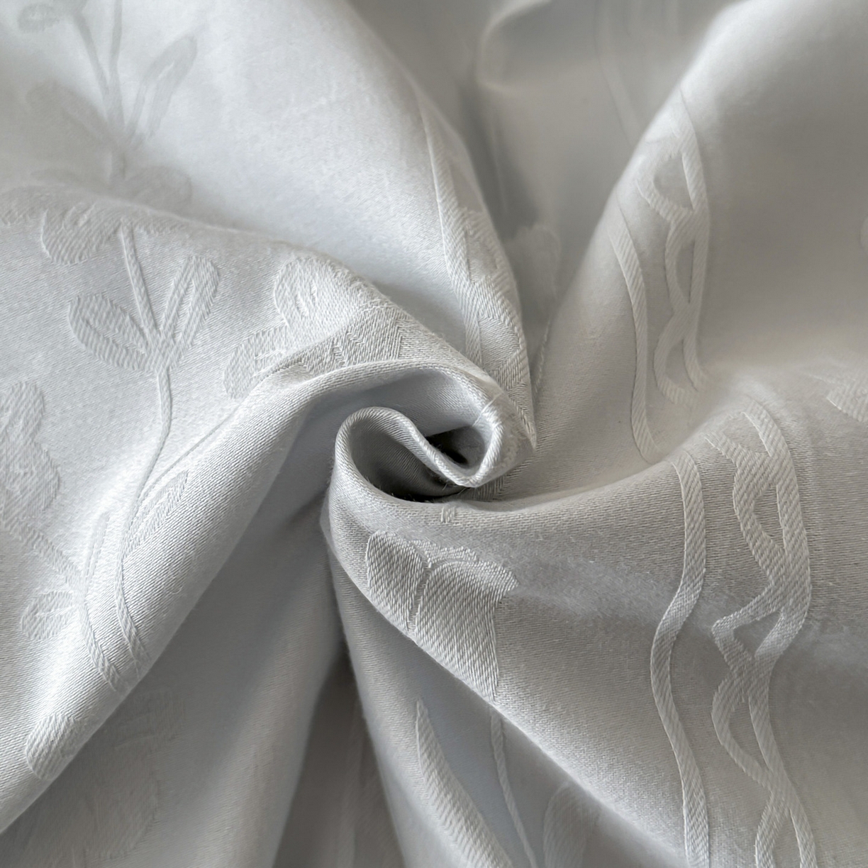 91家纺网 家纺一手货源 找家纺 禾时 2026新款春夏全棉长绒棉立体提花四件套-花屿 淡雅蓝