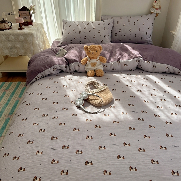 91家纺网 家纺一手货源 找家纺 瑞钰 2025新款甄选三层纱印花四件套 葡萄腊肠狗