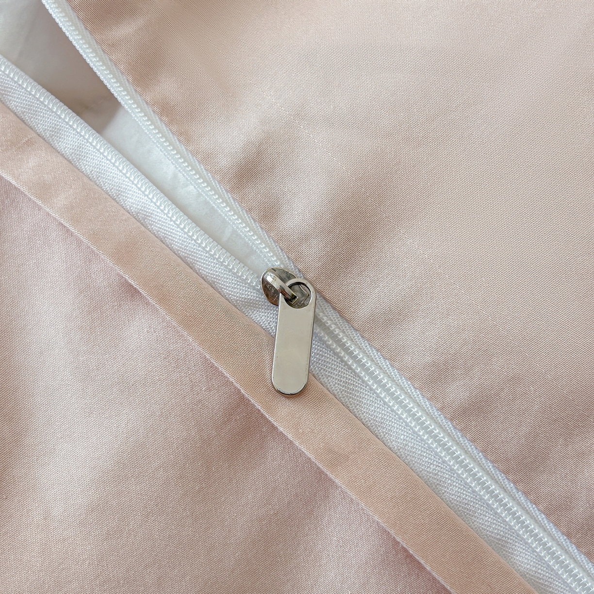 91家纺网 家纺一手货源 找家纺 禾时 2026新款春夏全棉长绒棉立体提花四件套-花屿 芭比粉