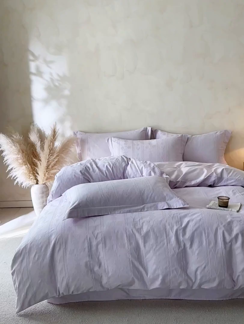 91家纺网 家纺一手货源 找家纺 禾时 2026新款春夏全棉长绒棉立体提花四件套-花屿 香芋紫