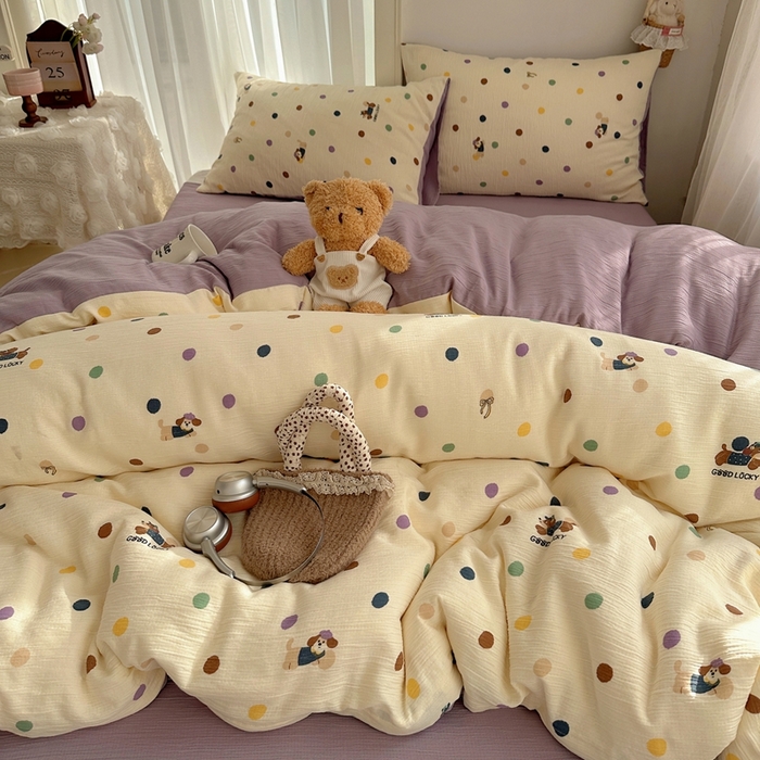 91家纺网 家纺一手货源 找家纺 瑞钰 2025新款甄选三层纱印花四件套 糖豆腊肠狗