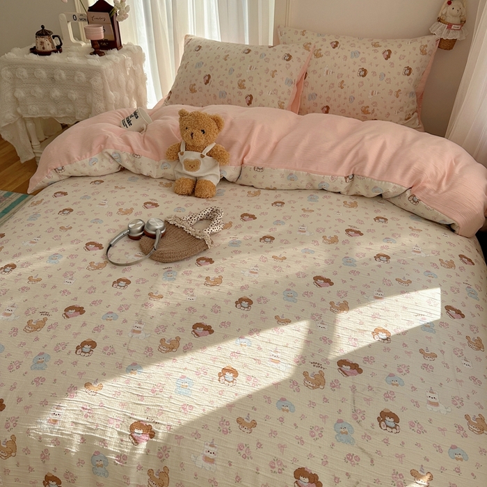 91家纺网 家纺一手货源 找家纺 瑞钰 2025新款甄选三层纱印花四件套 小狗集合会