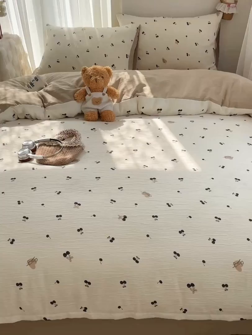 91家纺网 家纺一手货源 找家纺 瑞钰 2025新款甄选三层纱印花四件套 撄桃物语