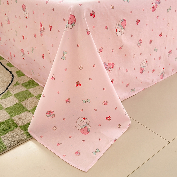 91家纺网 家纺一手货源 找家纺 拾物记 2026新款第一批12868A类新疆全棉单品床单系列 草莓小狗