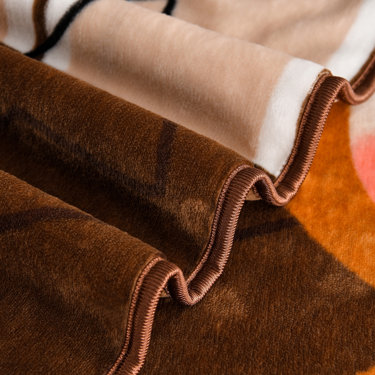 91家纺网 家纺一手货源 找家纺 （总）缘莉娜家纺 2025高克重8斤牛奶绒四件套金貂绒法莱绒加厚保暖直播电商爆款