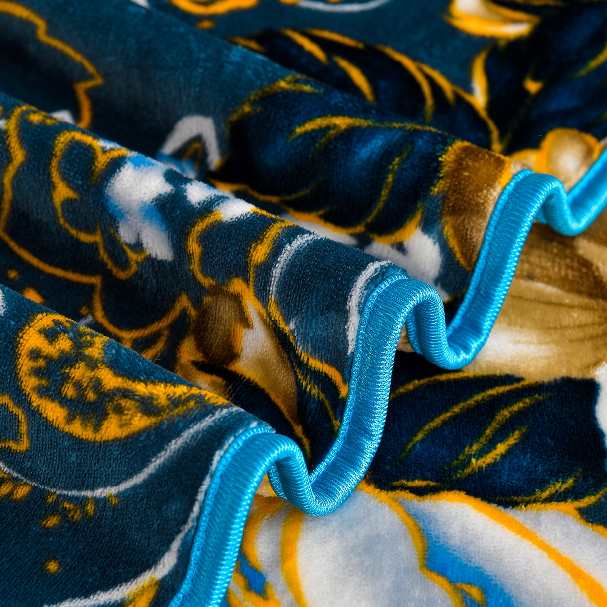 91家纺网 家纺一手货源 找家纺 缘莉娜家纺 2025高克重8斤牛奶绒四件套金貂绒法莱绒加厚保暖直播电商爆款 花样情怀