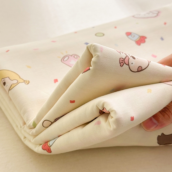 91家纺网 家纺一手货源 找家纺 拾物记 2026新款第一批12868A类新疆全棉单品床单系列 糖果幼儿园