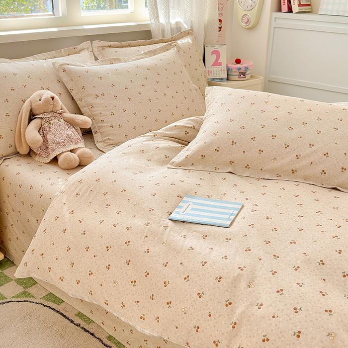 91家纺网 家纺一手货源 找家纺 拾物记 2026新款第一批12868A类全棉单品被套系列（预留7-9厘米的缩水尺寸，加厚金属双拉链头、暗线四面锁边，四角全棉绑带） 刺绣潮声