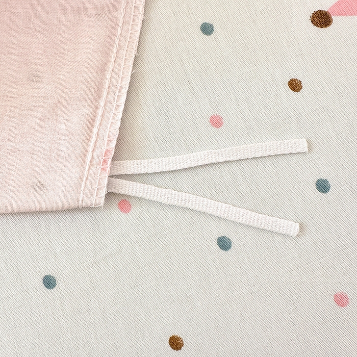 91家纺网 家纺一手货源 找家纺 拾物记 2026新款第一批12868A类全棉单品被套系列（预留7-9厘米的缩水尺寸，加厚金属双拉链头、暗线四面锁边，四角全棉绑带） 点点森林熊