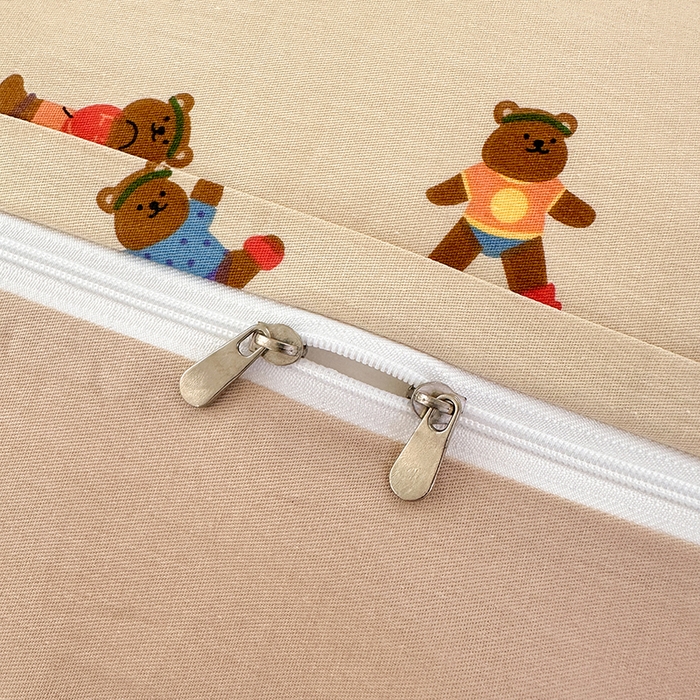 91家纺网 家纺一手货源 找家纺 拾物记 2026新款第一批12868A类新疆全棉单品被套系列（预留7-9厘米的缩水尺寸，加厚金属双拉链头、暗线四面锁边，四角全棉绑带） 开心派对