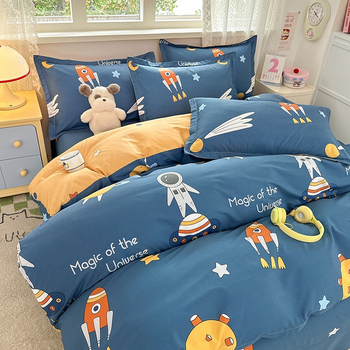 91家纺网 家纺一手货源 找家纺 拾物记 2026新款第一批12868A类新疆全棉单品被套系列（预留7-9厘米的缩水尺寸，加厚金属双拉链头、暗线四面锁边，四角全棉绑带） 快乐宇航员