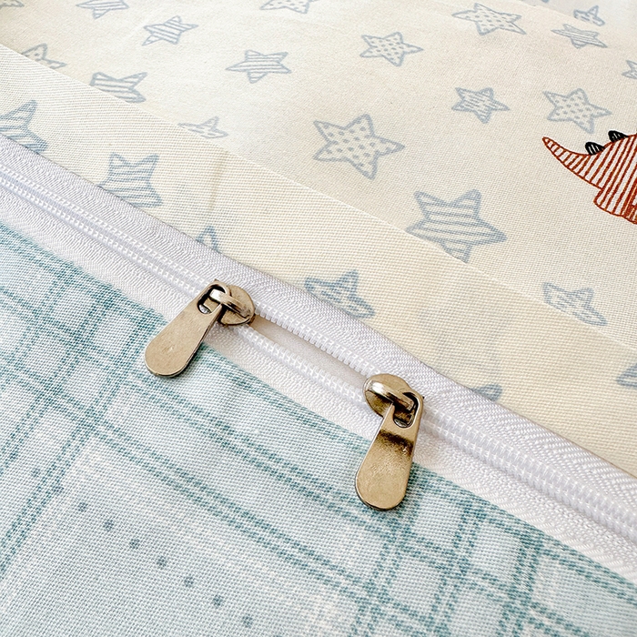 91家纺网 家纺一手货源 找家纺 拾物记 2026新款第一批12868A类新疆全棉单品被套系列（预留7-9厘米的缩水尺寸，加厚金属双拉链头、暗线四面锁边，四角全棉绑带） 蓝星动物园