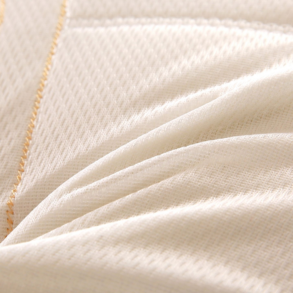 91家纺网 家纺一手货源 找家纺 永乐枕芯 2025新款透气乳胶零压护颈枕头成人护颈椎助旬睡眠家专用枕头枕芯 零压护颈枕高枕