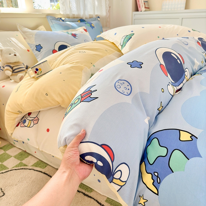 91家纺网 家纺一手货源 找家纺 拾物记 2026新款第一批12868A类全棉单品被套系列（预留7-9厘米的缩水尺寸，加厚金属双拉链头、暗线四面锁边，四角全棉绑带） 太空卫士