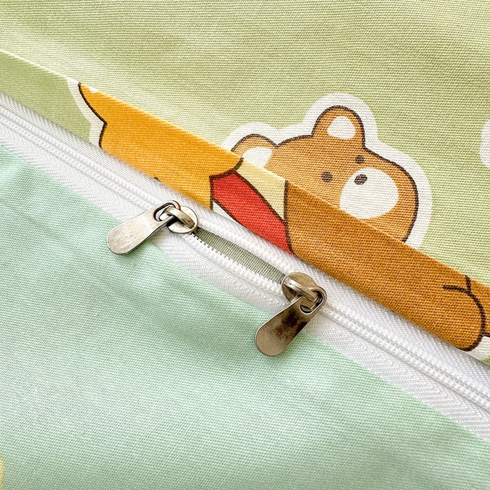 91家纺网 家纺一手货源 找家纺 拾物记 2026新款第一批12868A类全棉单品被套系列（预留7-9厘米的缩水尺寸，加厚金属双拉链头、暗线四面锁边，四角全棉绑带） 太空熊