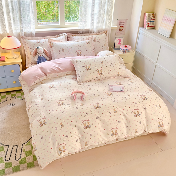 91家纺网 家纺一手货源 找家纺 拾物记 2026新款第一批12868A类全棉单品被套系列（预留7-9厘米的缩水尺寸，加厚金属双拉链头、暗线四面锁边，四角全棉绑带） 甜蜜纪念日