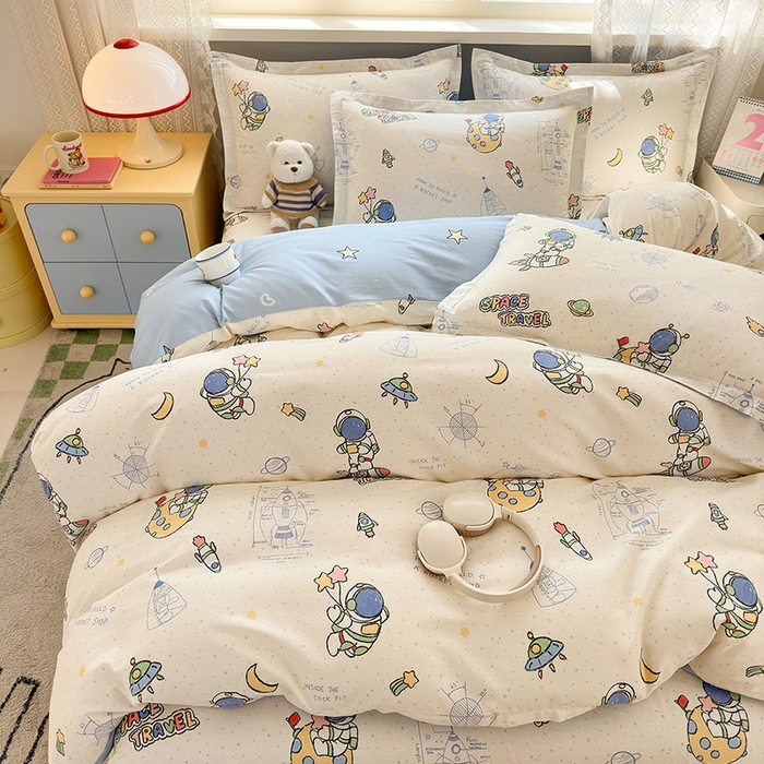 91家纺网 家纺一手货源 找家纺 拾物记 2026新款第一批12868A类全棉单品被套系列（预留7-9厘米的缩水尺寸，加厚金属双拉链头、暗线四面锁边，四角全棉绑带） 星际仔仔