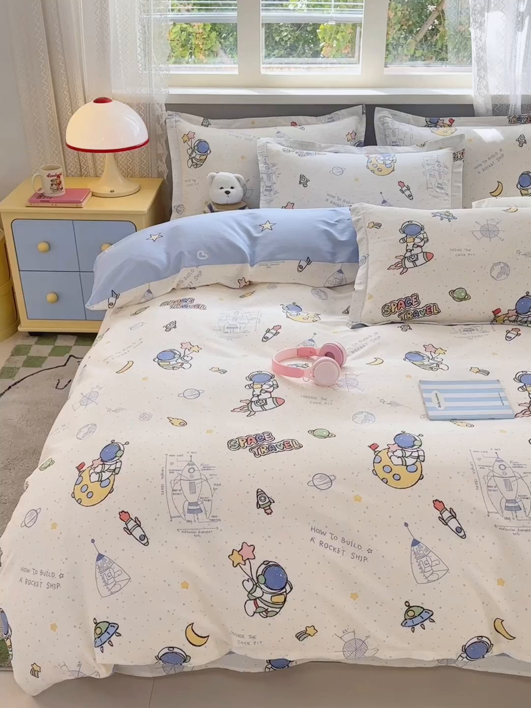 91家纺网 家纺一手货源 找家纺 拾物记 2026新款第一批12868A类全棉单品被套系列（预留7-9厘米的缩水尺寸，加厚金属双拉链头、暗线四面锁边，四角全棉绑带） 星际仔仔