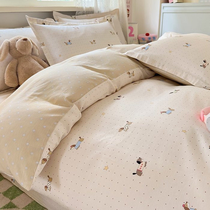 91家纺网 家纺一手货源 找家纺 拾物记 2026新款第一批12868A类新疆全棉单品被套系列（预留7-9厘米的缩水尺寸，加厚金属双拉链头、暗线四面锁边，四角全棉绑带） 星星柯基