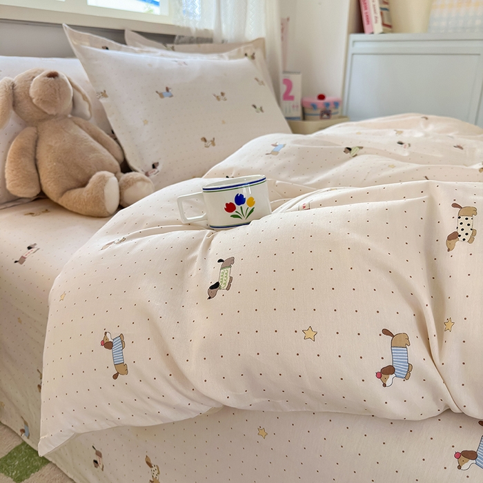 91家纺网 家纺一手货源 找家纺 拾物记 2026新款第一批12868A类新疆全棉单品被套系列（预留7-9厘米的缩水尺寸，加厚金属双拉链头、暗线四面锁边，四角全棉绑带） 星星柯基