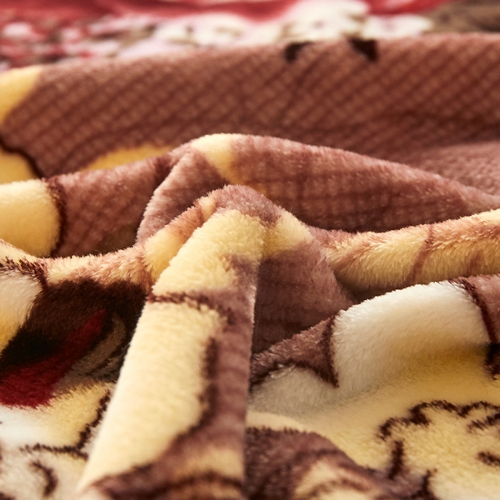 91家纺网 家纺一手货源 找家纺 益利多 2026新款160克法莱绒毛毯水晶绒外贸跨境盖毯珊瑚绒可单个压缩 花间蜜语