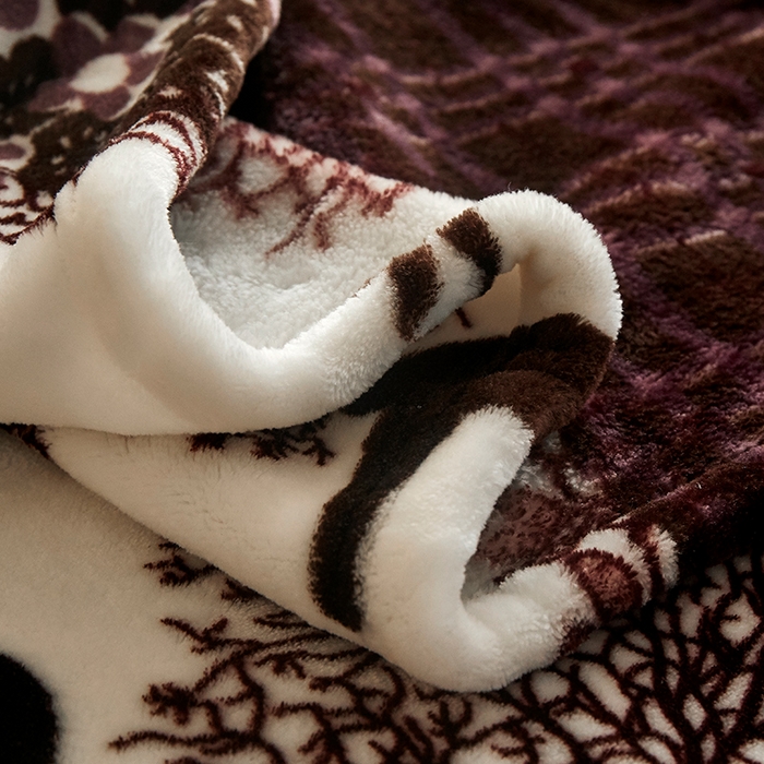 91家纺网 家纺一手货源 找家纺 益利多 2026新款160克法莱绒毛毯水晶绒外贸跨境盖毯珊瑚绒可单个压缩 麋鹿森林