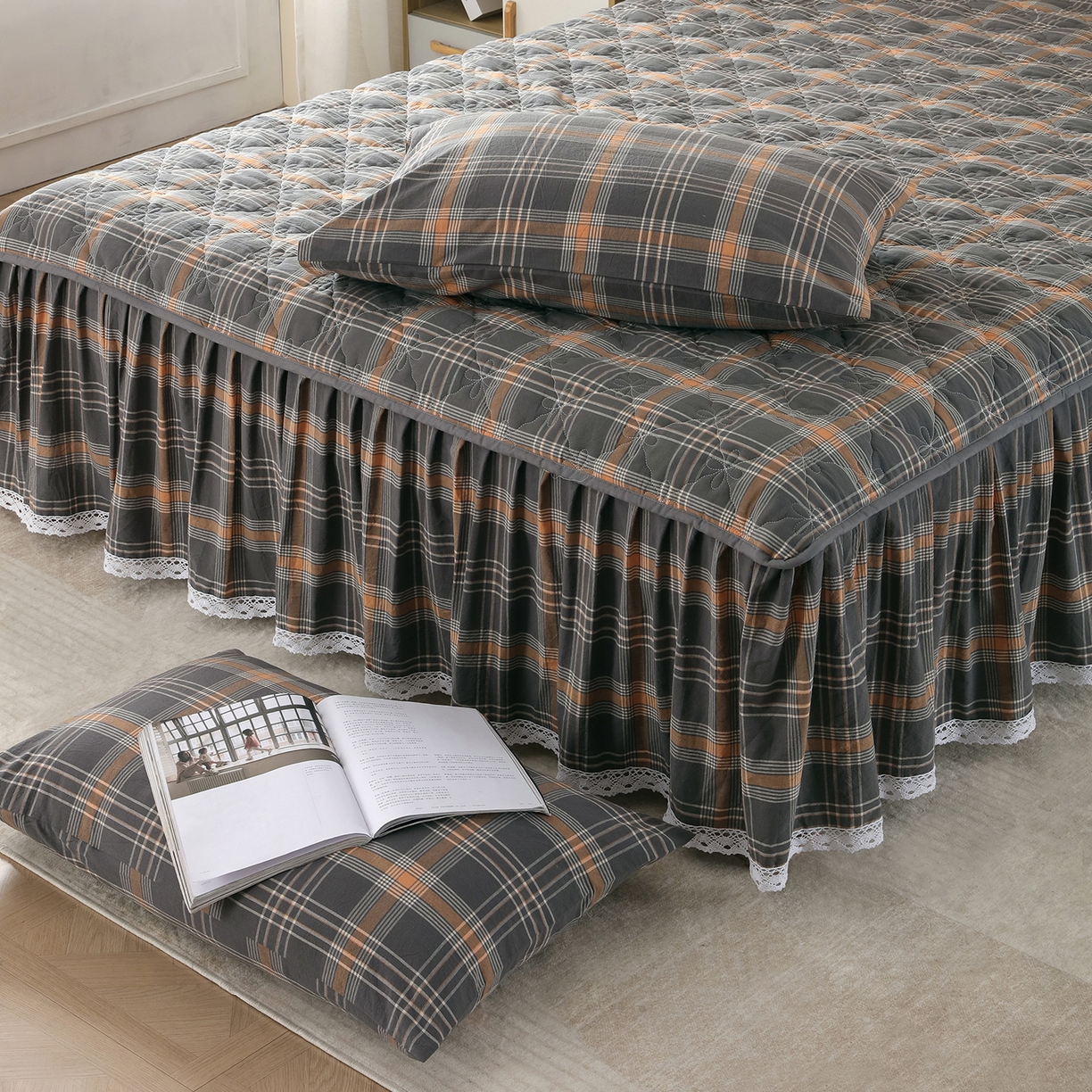 91家纺网 家纺一手货源 找家纺 （总）益利多 2026新款全棉色织水洗棉夹棉绗缝床裙纯棉日式良品格子