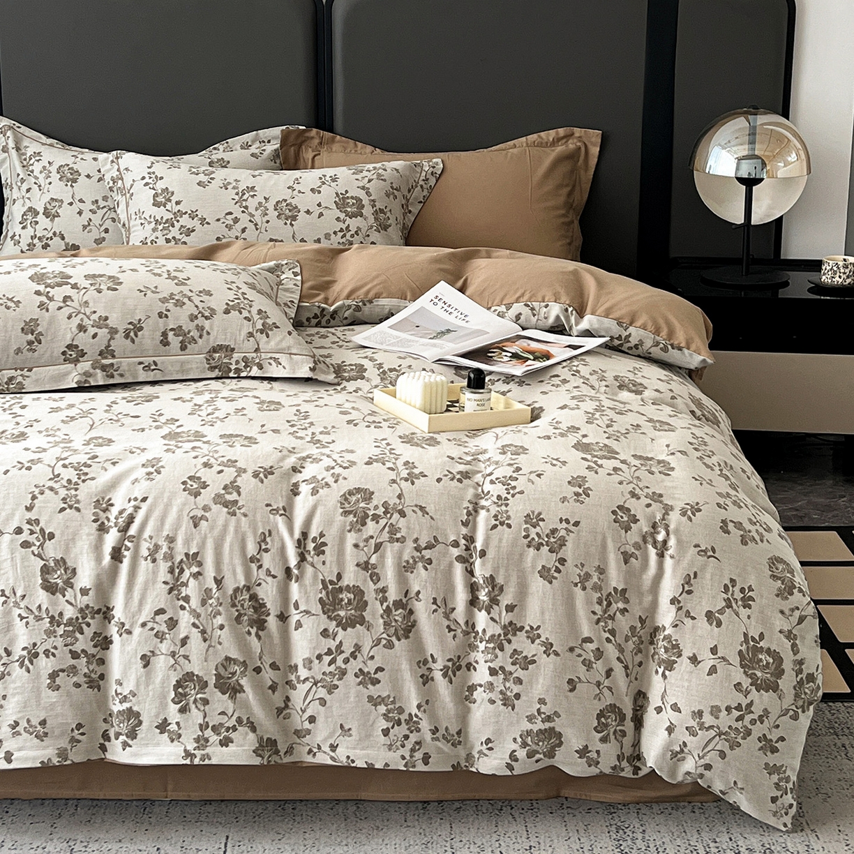 91家纺网 家纺一手货源 找家纺 锦彩家居 2025新款A类60支全棉色织提花四件套-复古风系列 屋顶花园-卡其