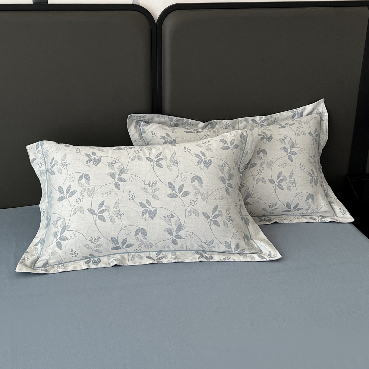 91家纺网 家纺一手货源 找家纺 锦彩家居 2025新款A类60支全棉色织提花四件套-复古风系列 枝繁叶茂-蓝