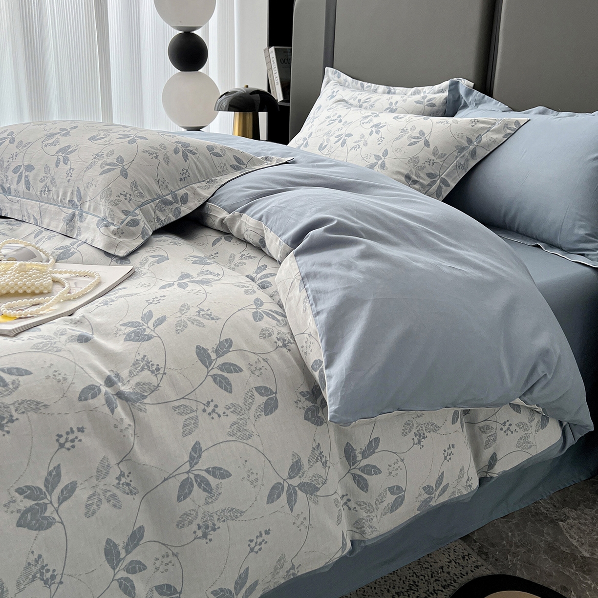 91家纺网 家纺一手货源 找家纺 锦彩家居 2025新款A类60支全棉色织提花四件套-复古风系列 枝繁叶茂-蓝