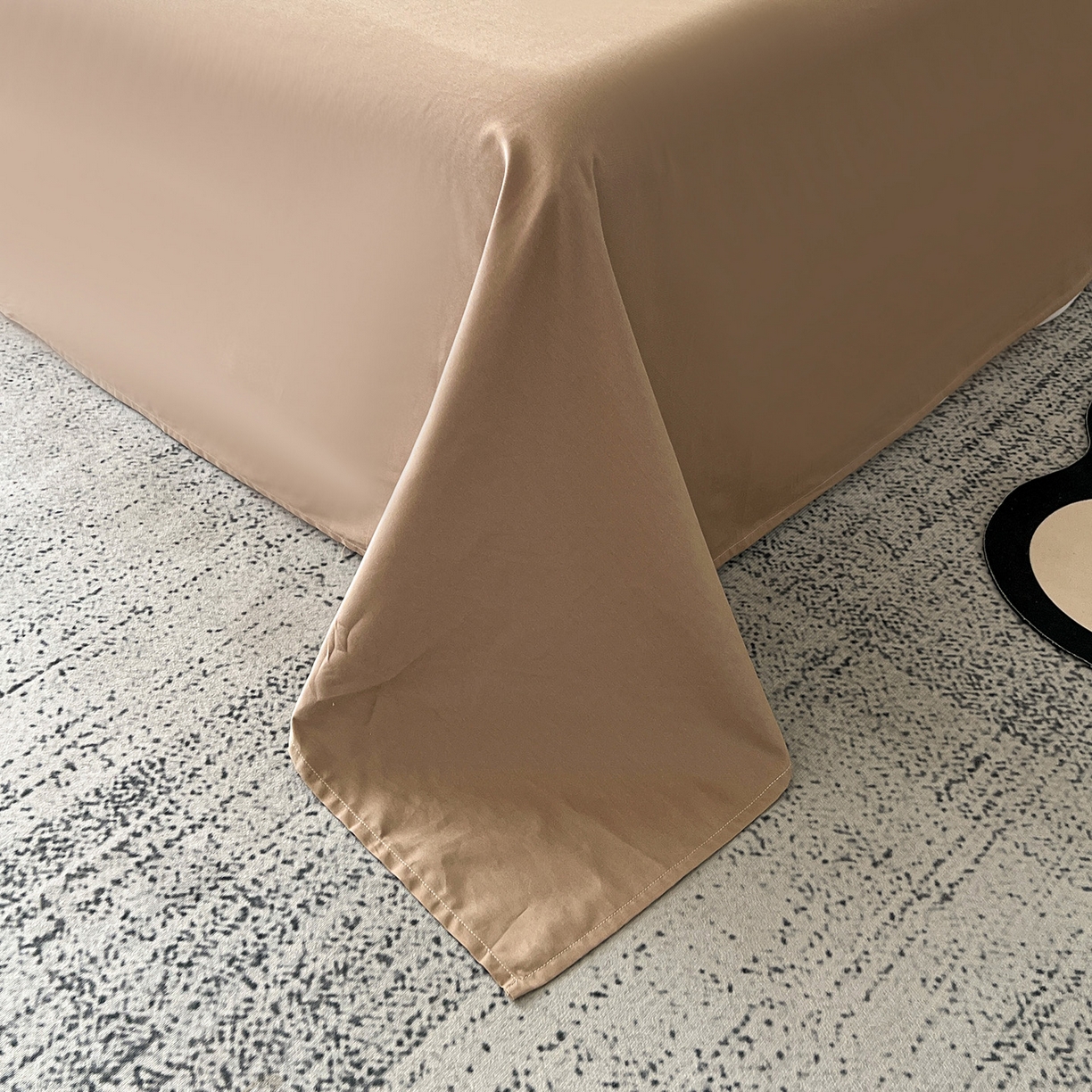 91家纺网 家纺一手货源 找家纺 锦彩家居 2025新款A类60支全棉色织提花四件套-复古风系列 风吹穗绒-卡其