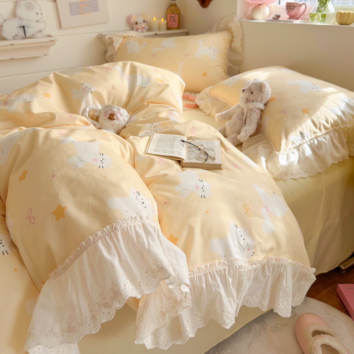 91家纺网 家纺一手货源 找家纺 锦彩家居 2026新款全棉数码印花卡通花边款三件套四件套INS小红书博主风（提供买家秀） 小猫椰椰