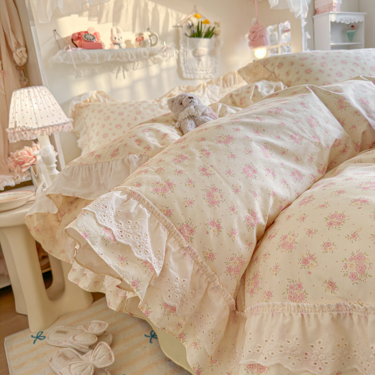 91家纺网 家纺一手货源 找家纺 锦彩家居 2026新款全棉数码印花小碎花花边款三件套四件套INS小红书博主风（提供买家秀） 栀子花信