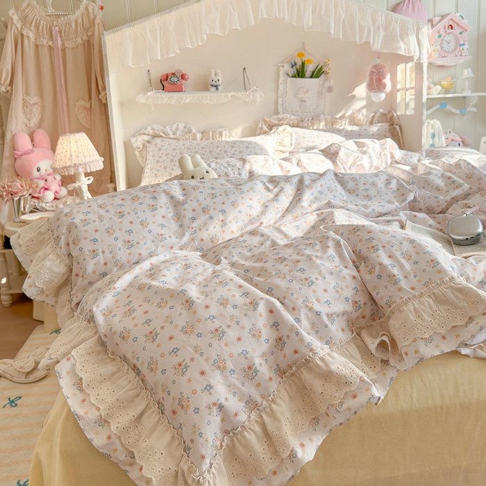 91家纺网 家纺一手货源 找家纺 锦彩家居 2026新款全棉数码印花小碎花花边款三件套四件套INS小红书博主风（提供买家秀） 微风浅夏