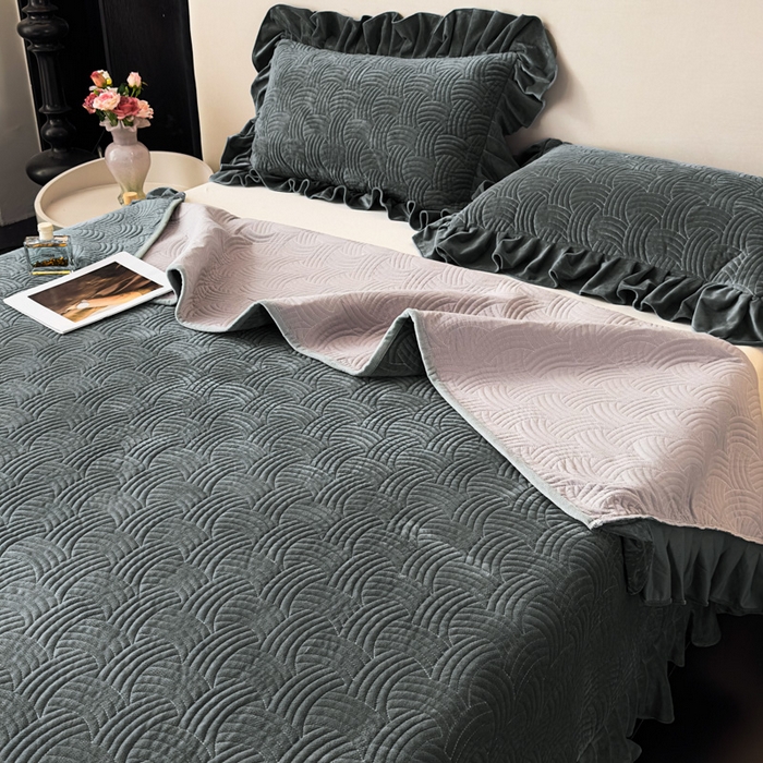 91家纺网 家纺一手货源 找家纺 （总）爱彼家纺 2025冬季新款水晶宝宝绒单床盖床盖单件家用保暖床盖毛毯