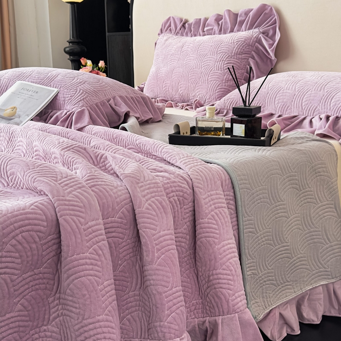 91家纺网 家纺一手货源 找家纺 爱彼家纺 2025冬季新款水晶宝宝绒单床盖床盖单件家用保暖床盖毛毯 宝宝绒床盖-浅紫