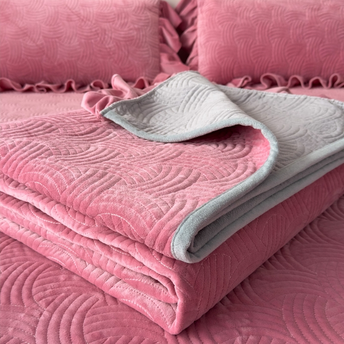 91家纺网 家纺一手货源 找家纺 爱彼家纺 2025冬季新款水晶宝宝绒单床盖床盖单件家用保暖床盖毛毯 宝宝绒床盖-豆沙