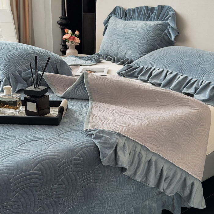 91家纺网 家纺一手货源 找家纺 爱彼家纺 2025冬季新款水晶宝宝绒单床盖床盖单件家用保暖床盖毛毯 宝宝绒床盖-浅灰